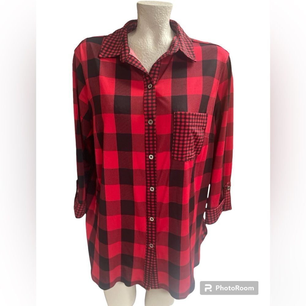 Peter Nygard red & black buffalo plaid, button down, 3/4 sleeve, size L